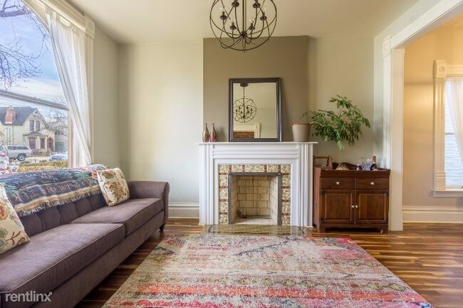 Foto del edificio - 2543 Stout St