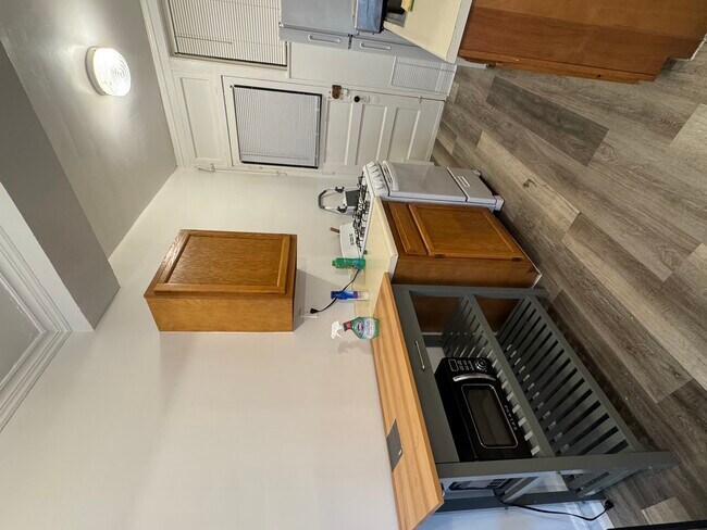 Foto del edificio - 6810 N Lakewood Ave