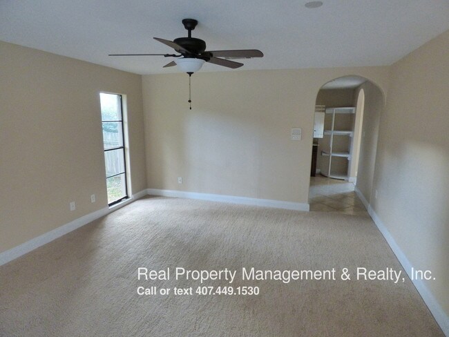 Building Photo - 5803 Tarawood Dr