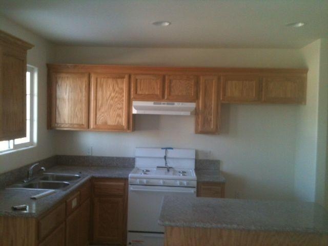 Kitchen - 2785 Central Park Dr