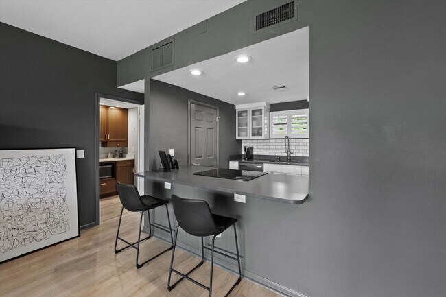 Foto del edificio - 11842 Pebblewood Dr