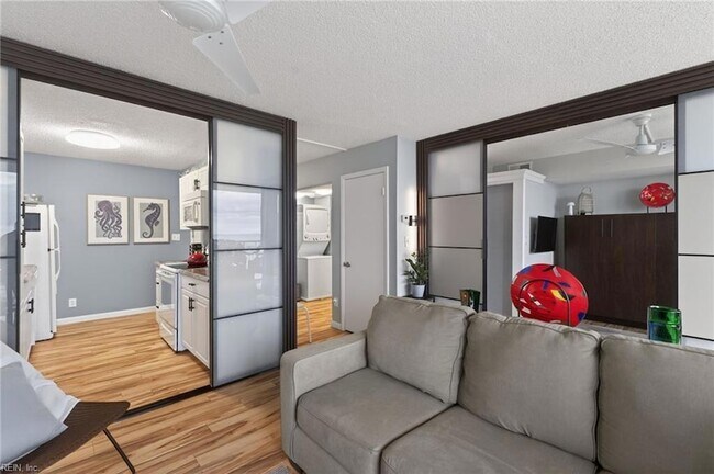 Foto del edificio - 3288 Page Ave