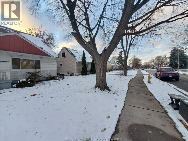 Photo du bâtiment - 1317 Rankin Ave