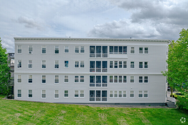 Foto del edificio - 125 Main St