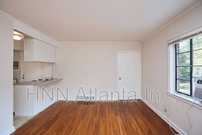 Foto del edificio - 1337 Briarwood Dr NE