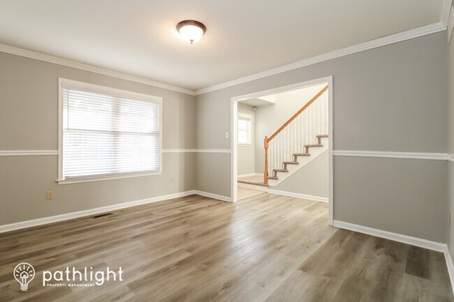 Foto del edificio - 4862 Somers Ave, Feasterville-Trevose, PA,...
