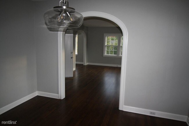 Building Photo - 2 br, 1 bath Duplex - 1421 Franklin St SE