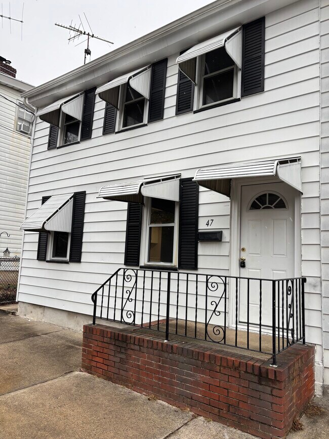 Foto del edificio - 47 Buttonwood St