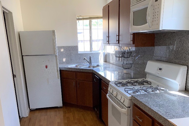 Primary Photo - 4970 1/2 S Centinela Ave
