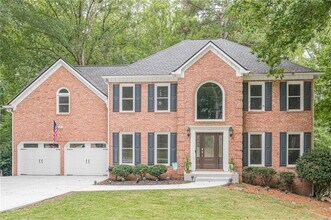 Building Photo - 461 Braidwood Walk NW