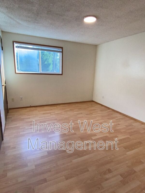 Building Photo - 3707 Sunset Way