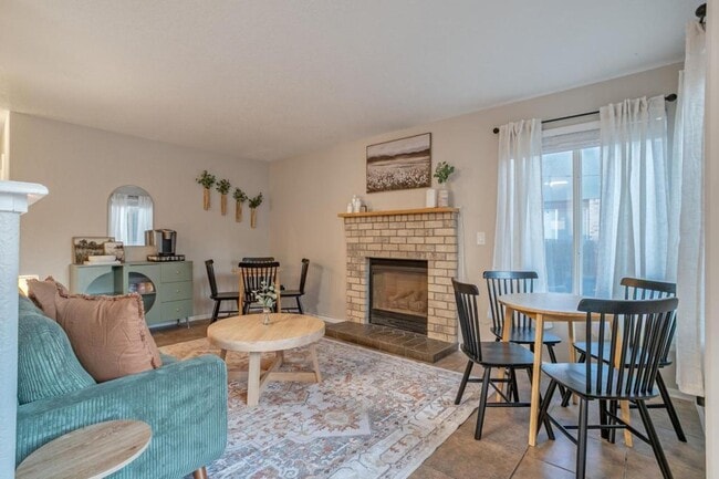 Building Photo - 13031 Dexter St