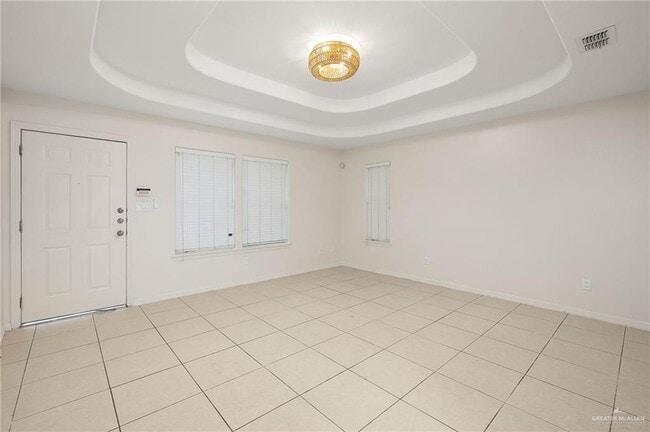 Foto del edificio - 13 Shasta Ave