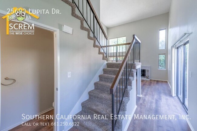 Building Photo - Three Bedroom Attached Two Story Home in V...