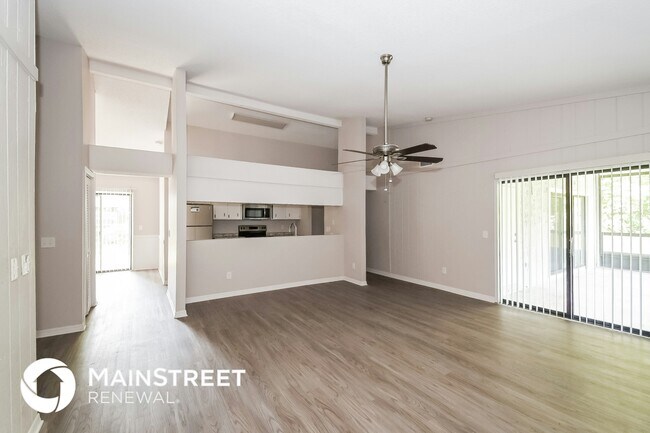 Foto del edificio - 13025 Bent Pine Ct E