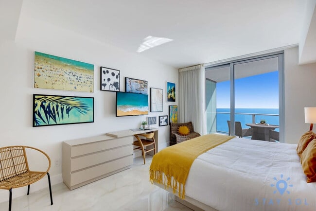 Building Photo - 4111 S Ocean Dr