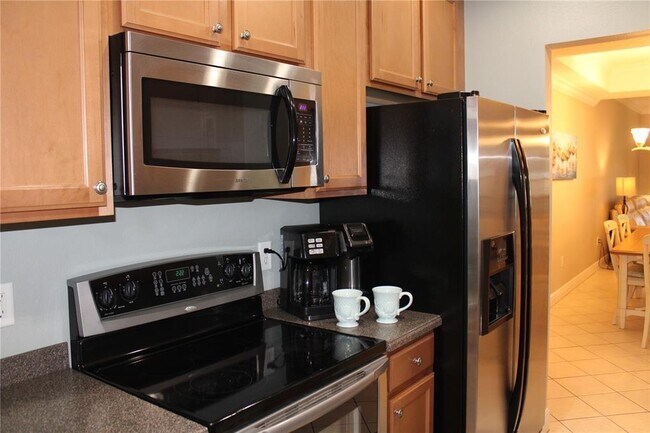 Building Photo - 4041 Overture Cir