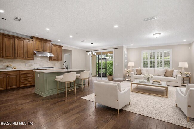 Foto del edificio - 80 Oyster Bay Way