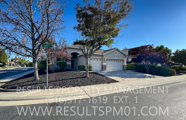 Building Photo - Very Clean! Rocklin 3 Bed w an Office Sing...