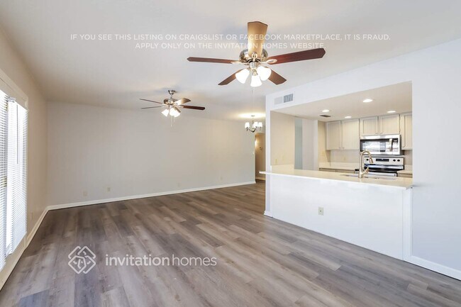 Foto del edificio - 3154 W Hartford Dr