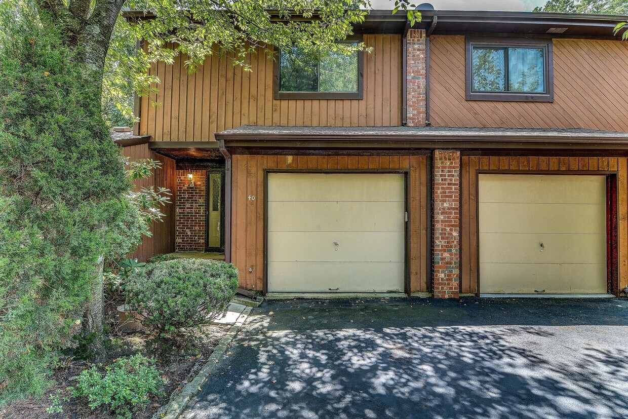 Foto principal - 40 Laurie Ct