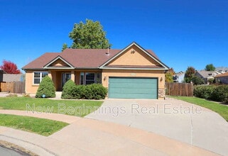 Building Photo - 4411 Hickory Hollow Dr