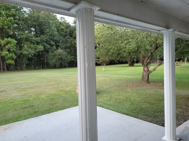 Building Photo - 4250 Lightsey Road