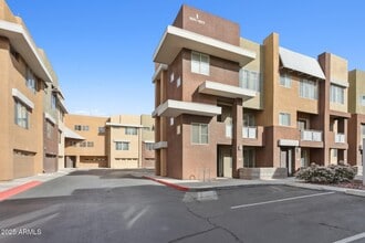 Building Photo - 6605 N 93RD Ave