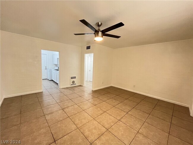 Building Photo - 1617 Thelma Ln
