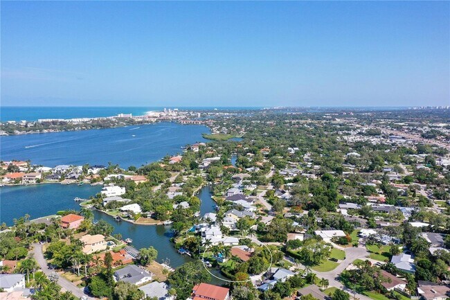 Foto del edificio - 7516 Cove Terrace
