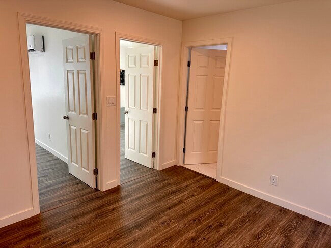 Bedrooms - 1031 Beverly St