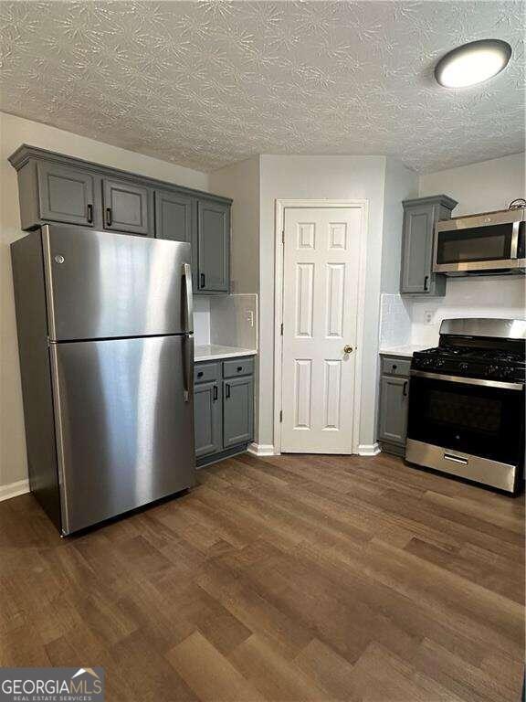 Building Photo - 268 Springbottom Dr SE