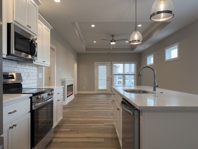 Building Photo - 3101 Palmer Dr