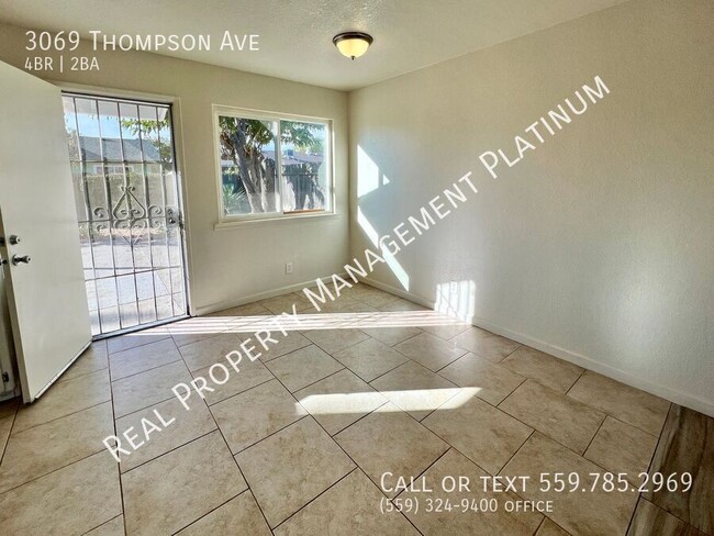 Foto del edificio - Selma $1,995 Thompson & Floral, 4 Bedroom ...