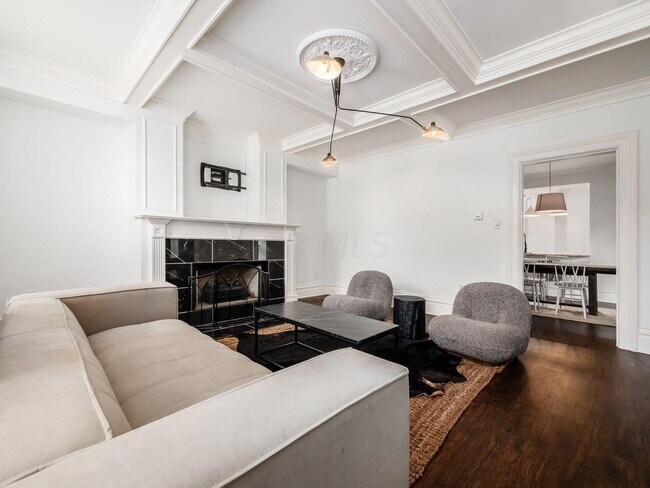 Foto del edificio - 1091 S Washington Ave