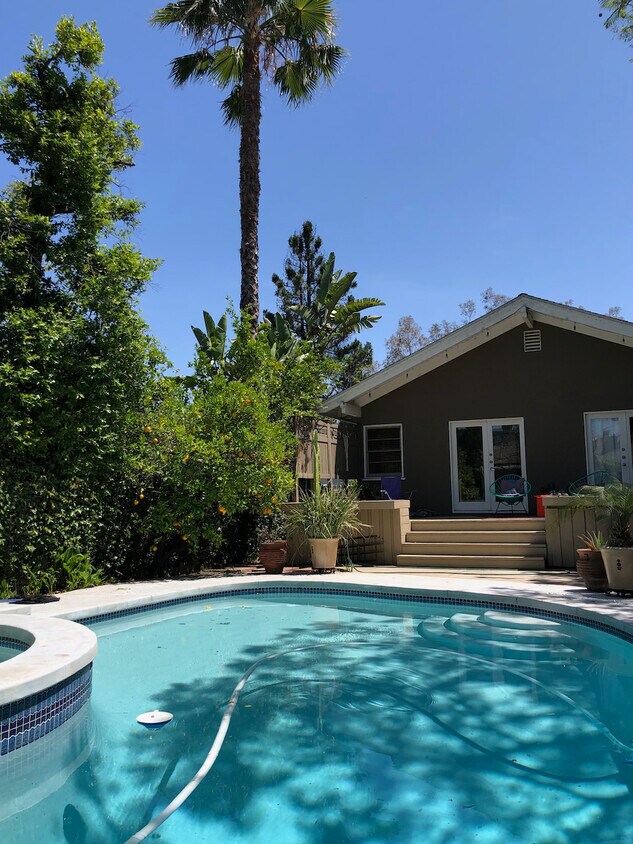 12245 Valleyheart Dr, Studio City, CA 91604 House Rental in Studio