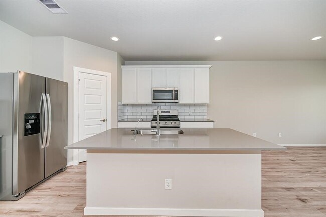 Building Photo - 18614 Georgina Lily Ln