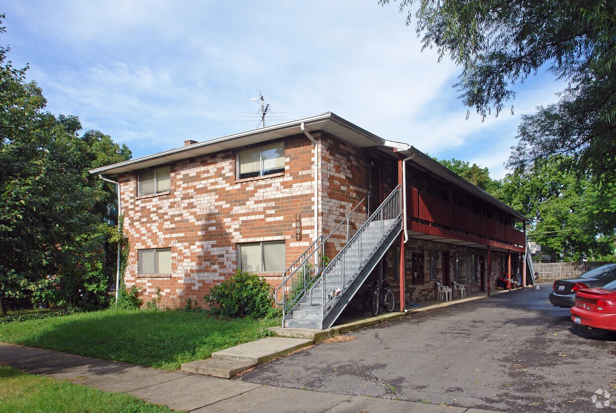 Primary Photo - 1007-09 Harrison Ave