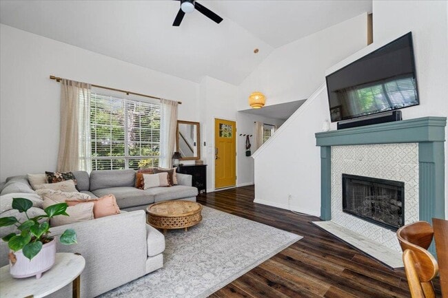 Building Photo - 2712 Big Meadow Dr