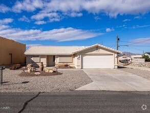 Building Photo - 1405 Beefeater Dr