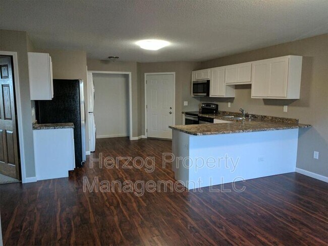 Foto del edificio - 418 8th St S