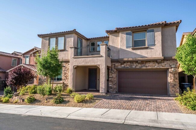 Foto del edificio - A stunning 4 Bedroom home nestled in the prestigious community in Henderson!