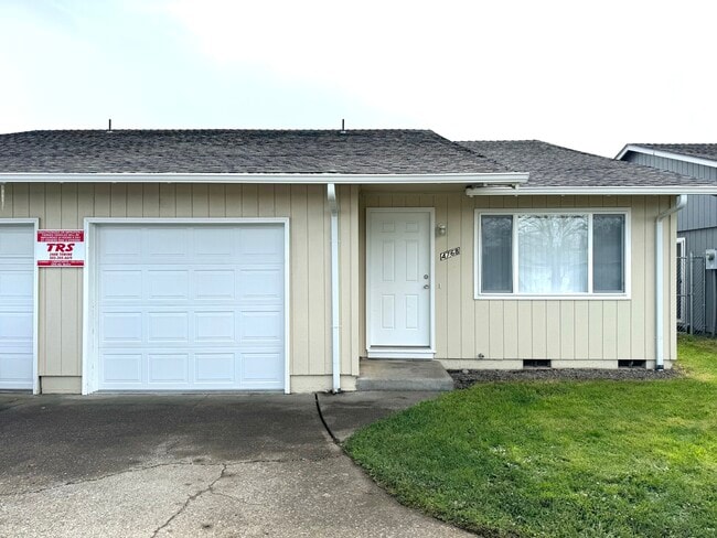 Building Photo - 4768 State St