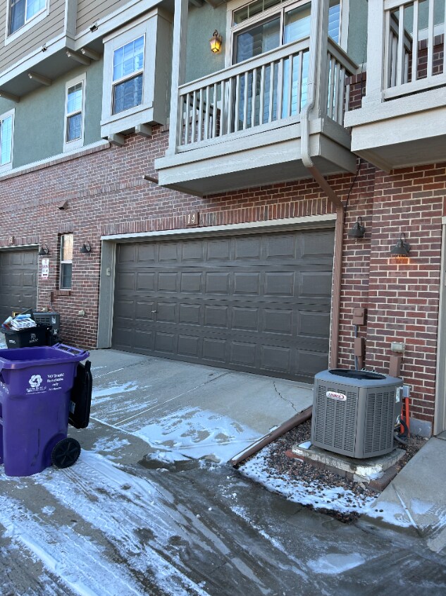 Foto del edificio - Great Lowry Townhome!