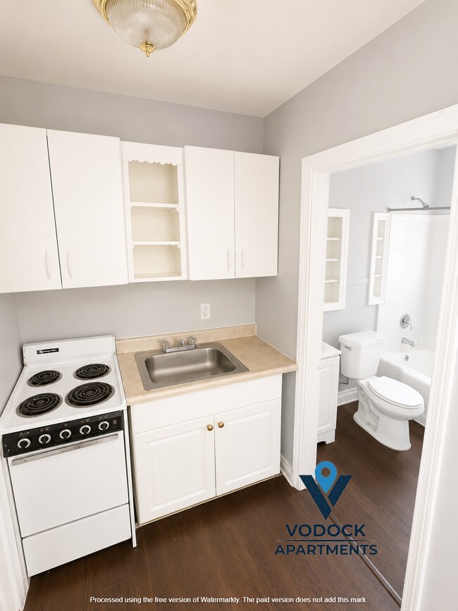 Building Photo - 247 S Marshall #247A