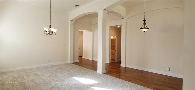 Foto del edificio - 1304 Hillcrest Dr
