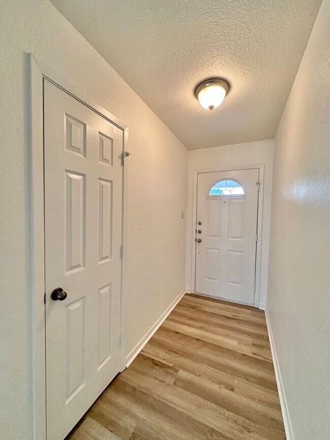 Building Photo - Newly Updated 3BR/2BA Corner Duplex in Lindale ISD! Fenced Yard & 1 Car Garage!