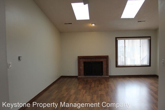 Building Photo - 2 br, 1 bath House - 942 23rd Ave Place #5