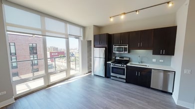 Building Photo - 41 W Polk St