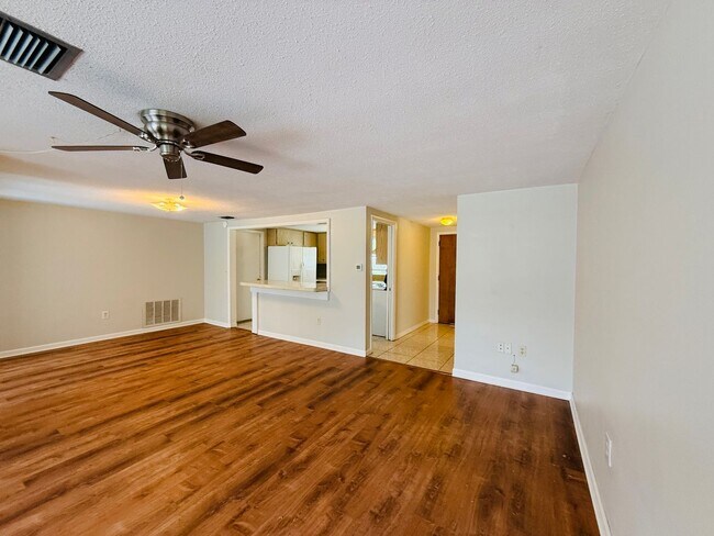 Foto del edificio - 2 bed 2 bath Pool Home in Port Richey